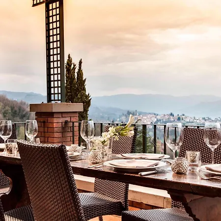 Renaissance Tuscany Il Ciocco & Hotel 4*