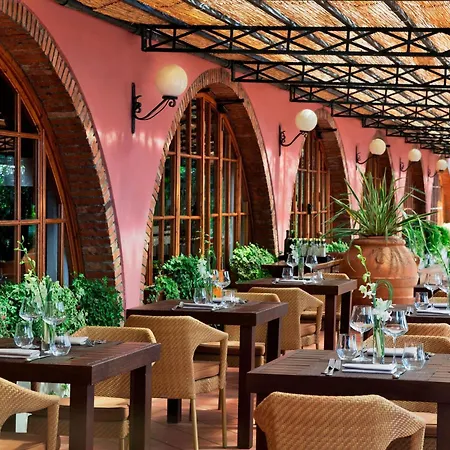 Renaissance Tuscany Il Ciocco & Hotel 4*